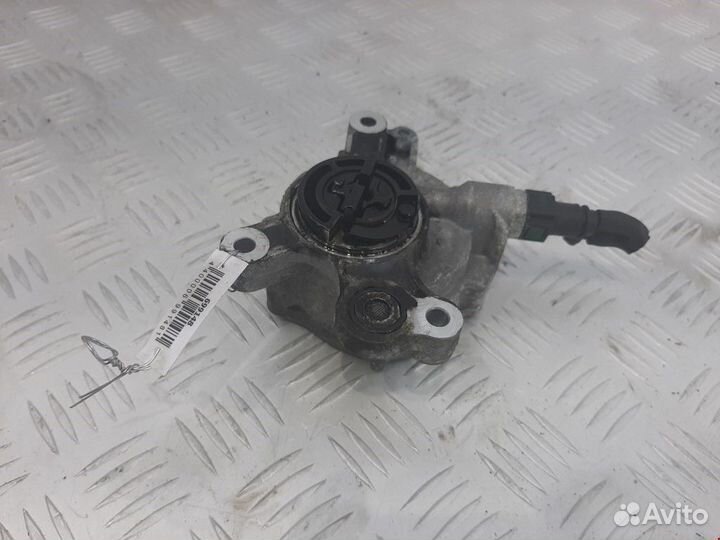 Насос вакуумный Citroen C4 Picasso 2008