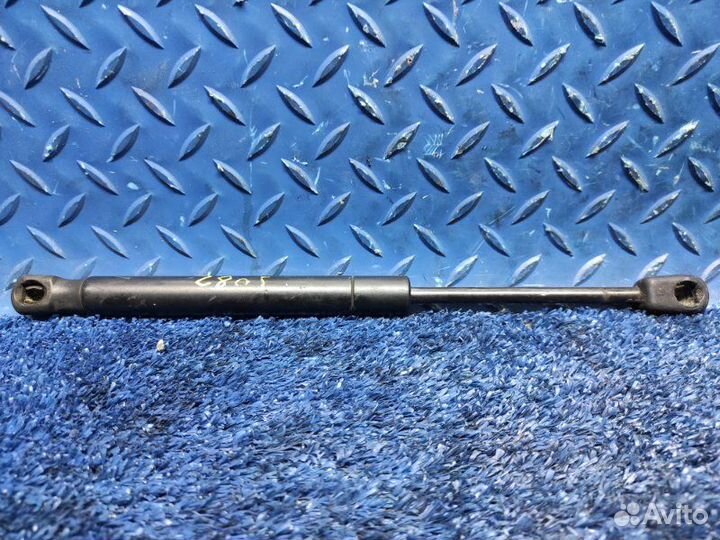 Амортизатор капота Volvo Xc60