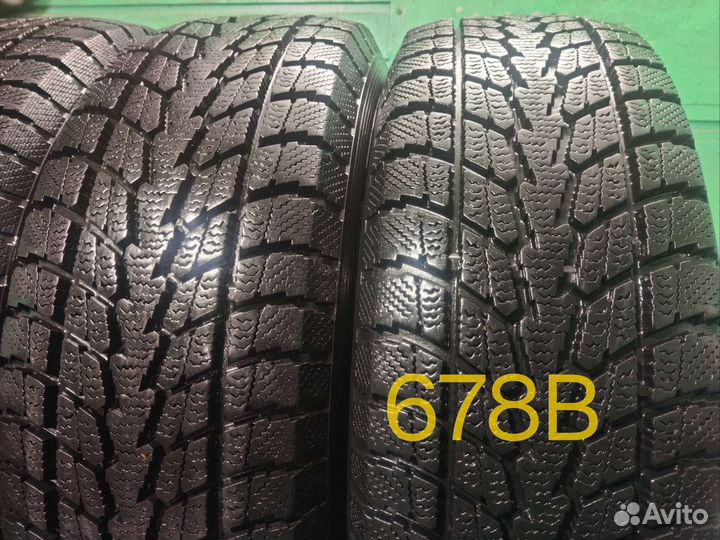 Toyo Winter Tranpath S1 215/70 R16
