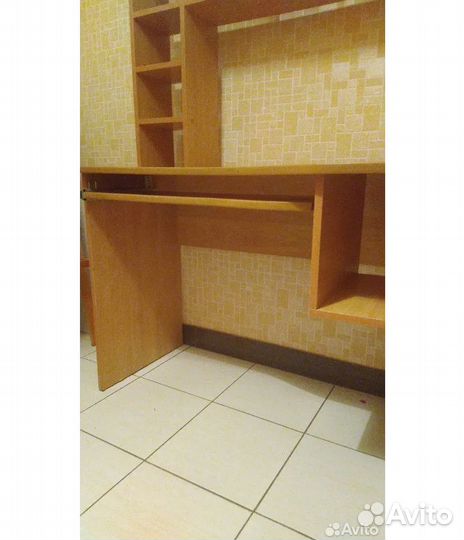 Стол для ребенка в школу