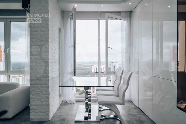 3-к. квартира, 71,5 м², 25/27 эт.