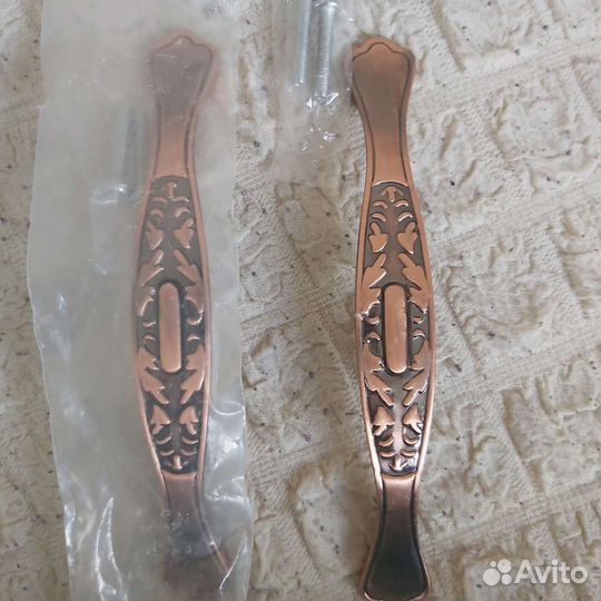 Мебельные ручки