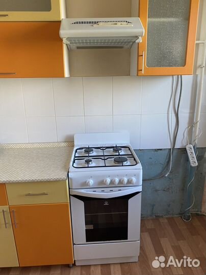 Плита газовая и вытяжка