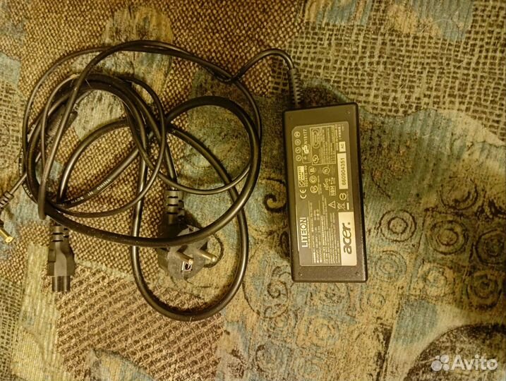 Блок питания для ноутбука Acer