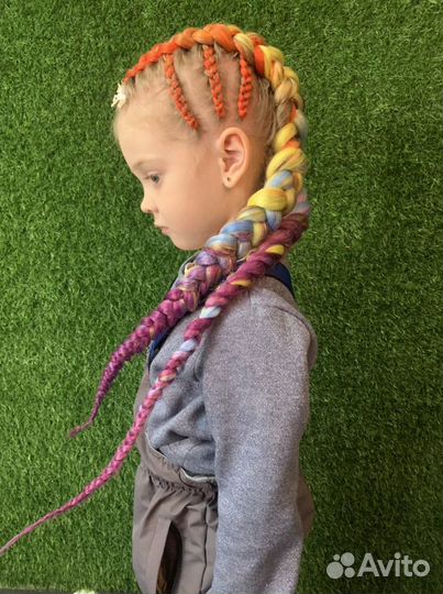 Косы, афрокосы, брейды с канекалоном