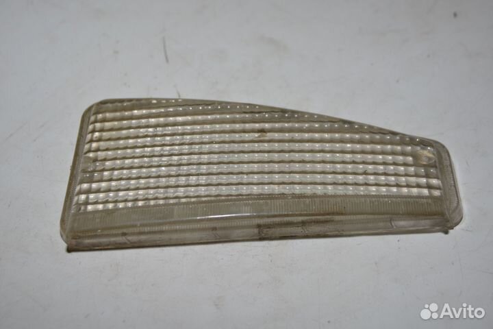 Стекло поворотника ваз 2108/09/099 правый белый