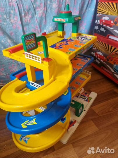 Трек-парковка детская