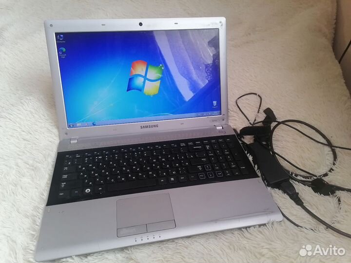 Ноутбук Samsung