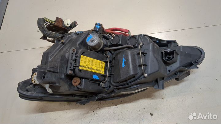 Фара (передняя) правая Lexus IS