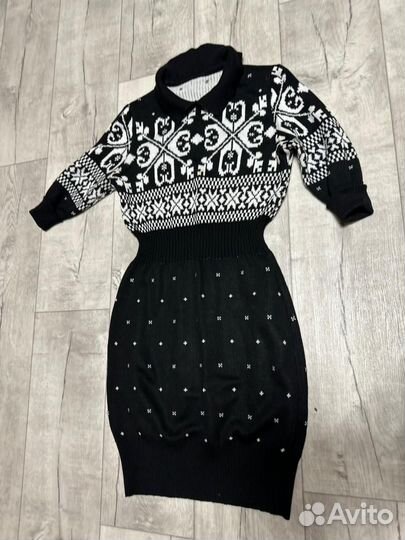 Платье вязонное