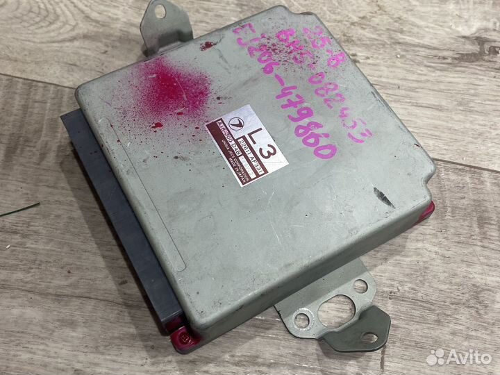 Блок управления двс Subaru Legasy be5 ej206