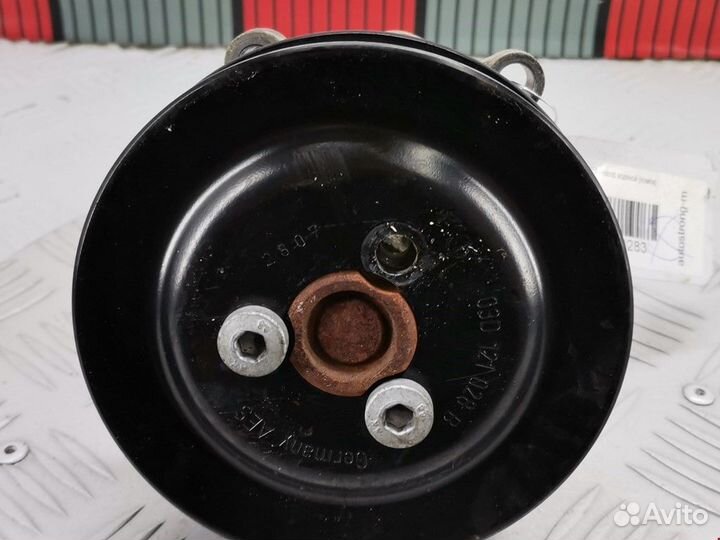 Помпа Skoda Fabia (6Y) рест. 2007 03D121005