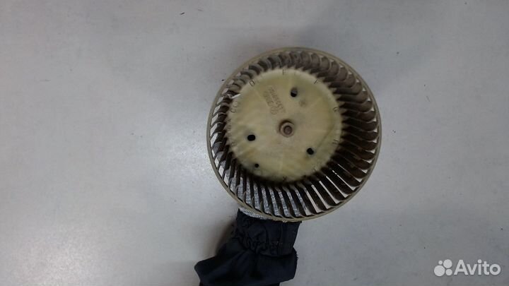 Двигатель отопителя Audi 100 (44), 1986