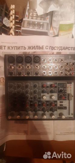 Цифровой микшерный пульт behringer xenyx 1202FX