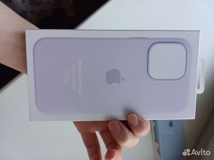 Оригинальный чехол на iPhone 14 pro max