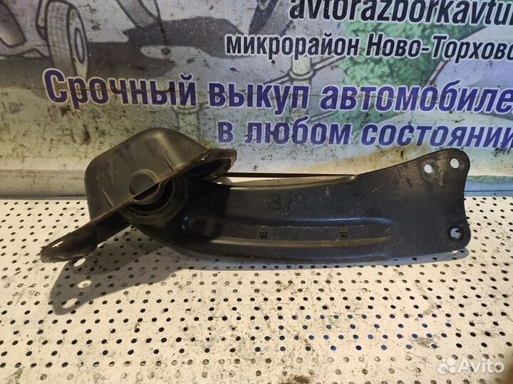 Рычаг задний продольный левый Volkswagen Passat