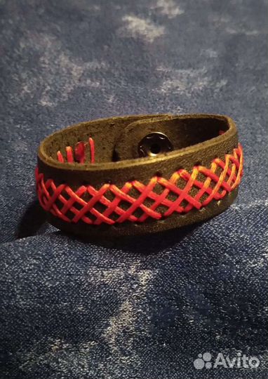 Браслеты кожаные