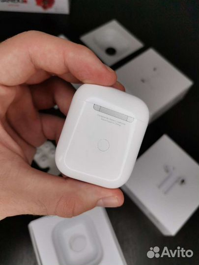 Airpods 2 + чехол в подарок