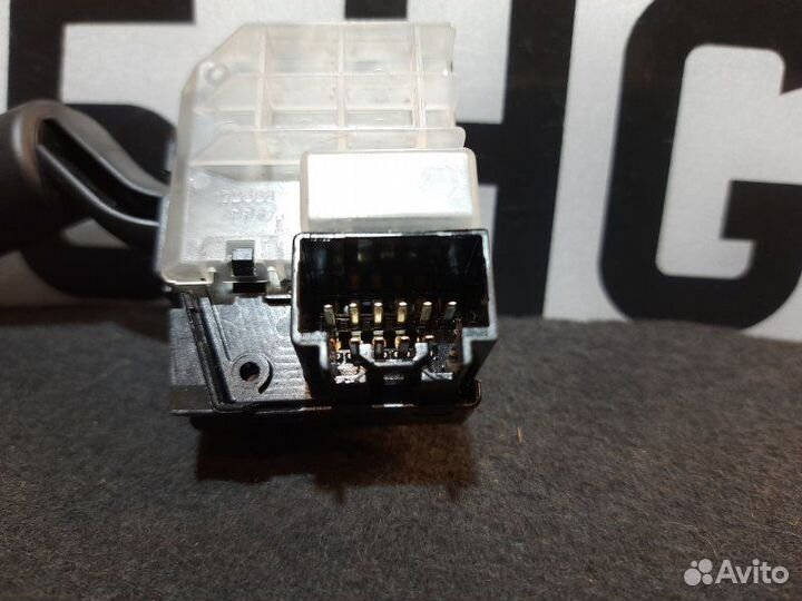 Подрулевой переключатель правый Mazda 3 Bk седан