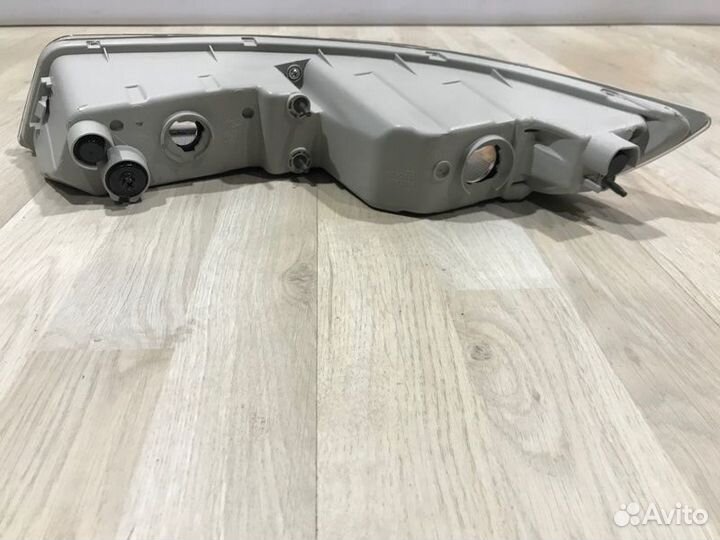 Фара противотуманная птф Туманка Nissan almera cla