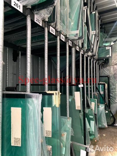 Стекло нижнее левое Экскаватор Фиат хитачиfb 200-2