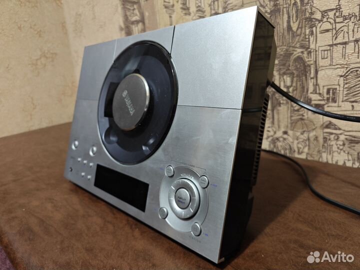 Музыкальный центр Yamaha CRX-TS10 и CRX-TS20