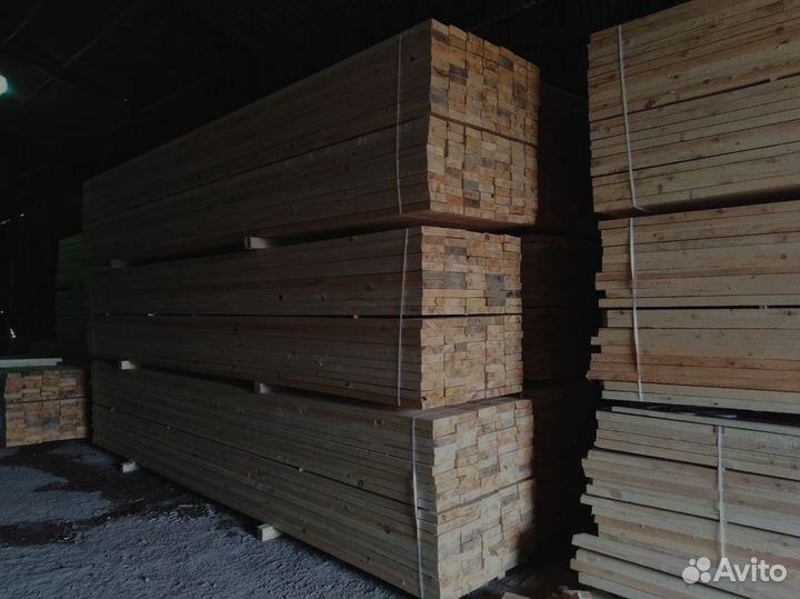 Сосновые доски, надежный материал для строительства