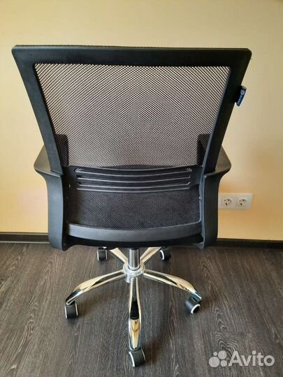 Компьютерное кресло