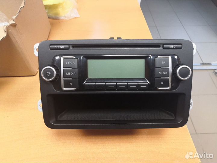 Штатная магнитола Фольксваген