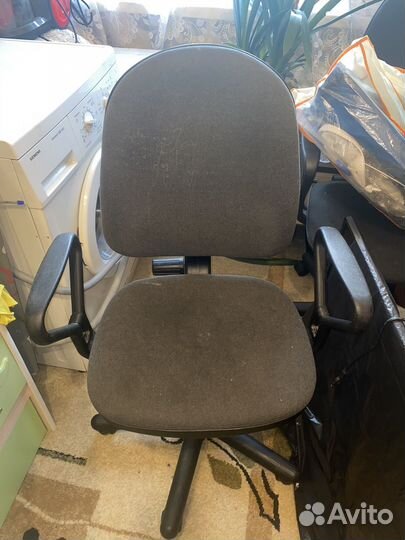 Компьютерное кресло