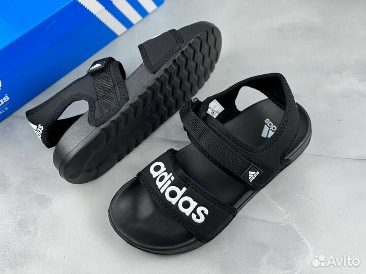 Мужские сандалии new Adidas с белым logo