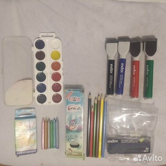 Акварель Краски Карандаши Маркеры для доски