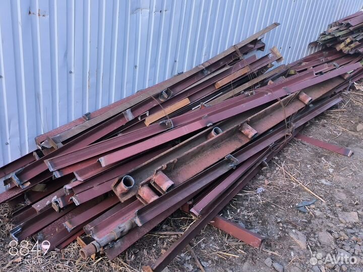 Уголки железные 50*50 4 мм.игрушки