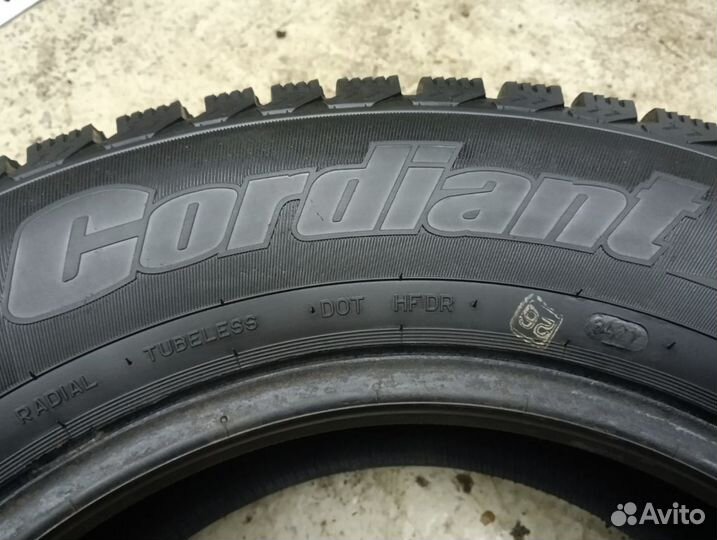 Cordiant Snow Cross 215/70 R16 100T