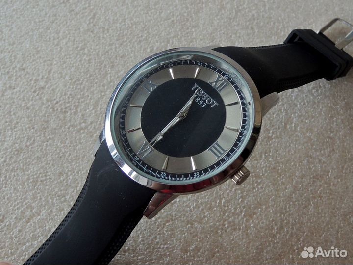 Tissot на каучуковом ремешке