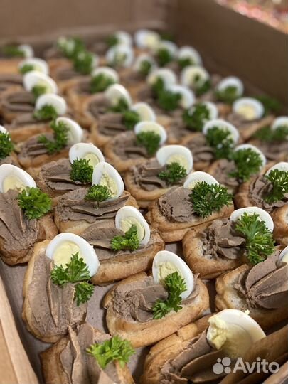 Банкетное меню. Фуршетные закуски в гастробоксах