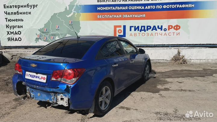 Ручка двери наружная задняя левая Chevrolet Cruze