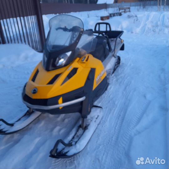 Продам снегоход BRP Ski-Doo Tundra LT550