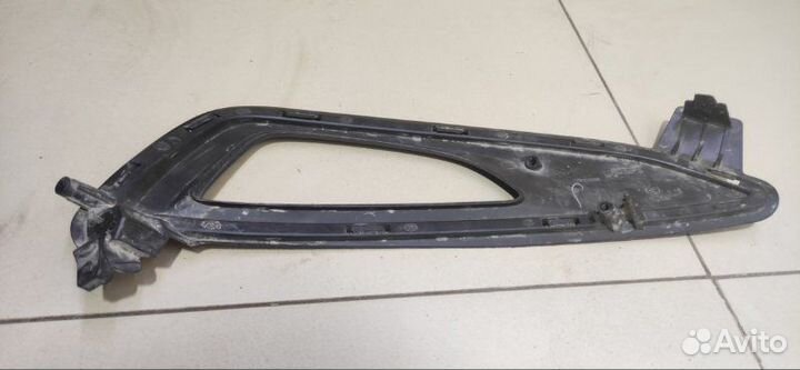 Рамка противотуманной фары левая Hyundai Tucson 3