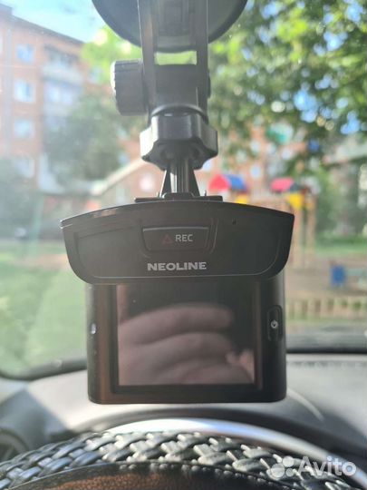 Видеорегистратор с радар детектором neoline 9700