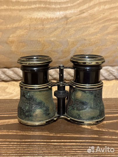 Бинокль старинный театральный