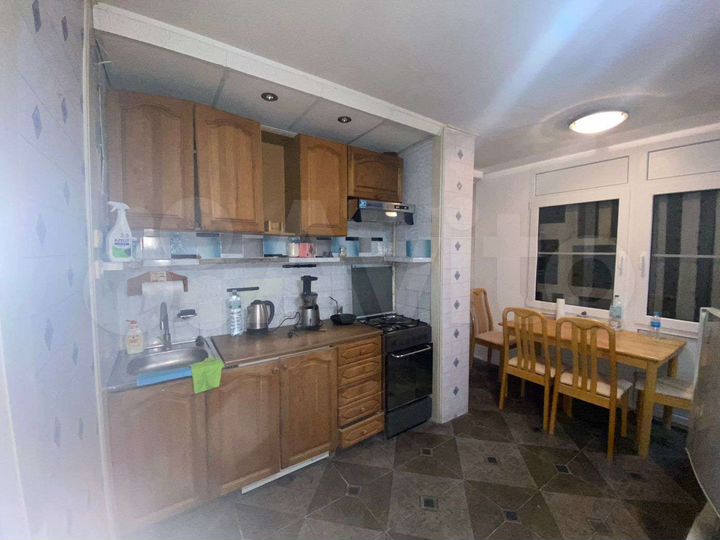 2-к. квартира, 60 м², 4/9 эт.