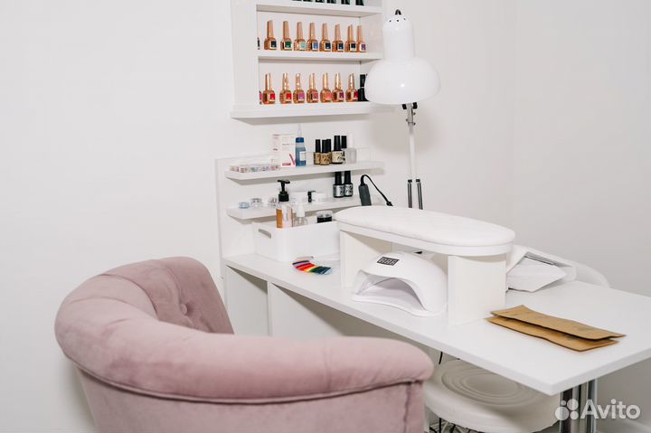 Мастер маникюра и педикюра