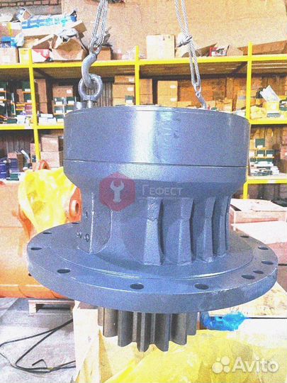 Поворотный редуктор Kobelco