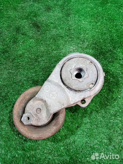 Натяжитель ремня Nissan Dualis / Qashqai KNJ10