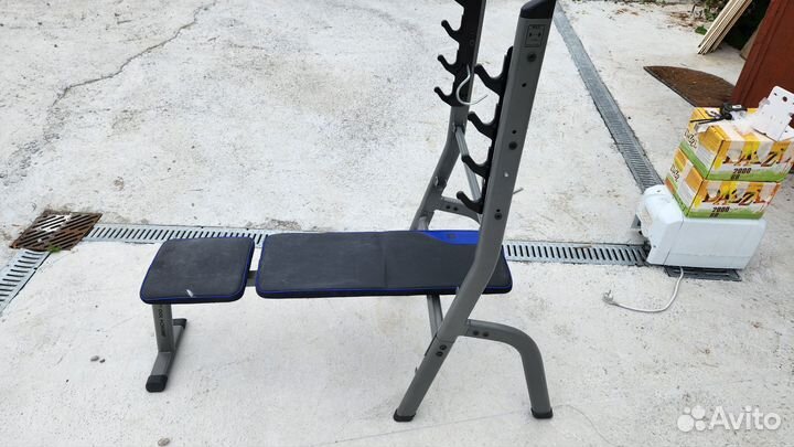 Скамья для жима со стойками