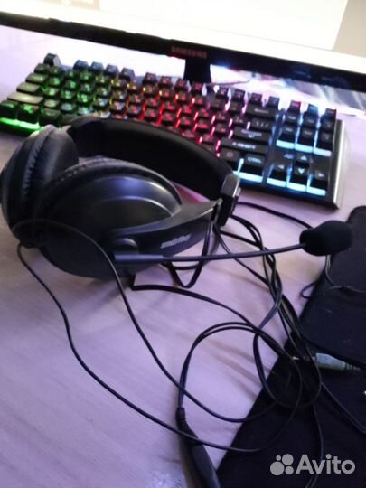 Компьютерные наушники с микрофоном