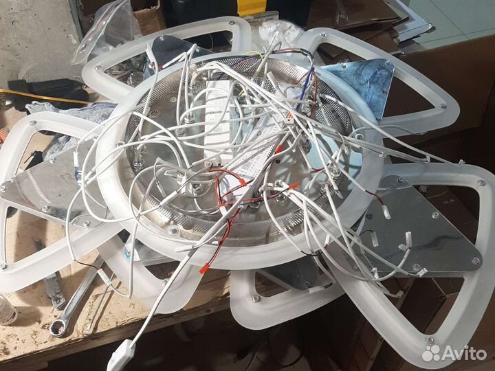 Ремонт и установка люстр