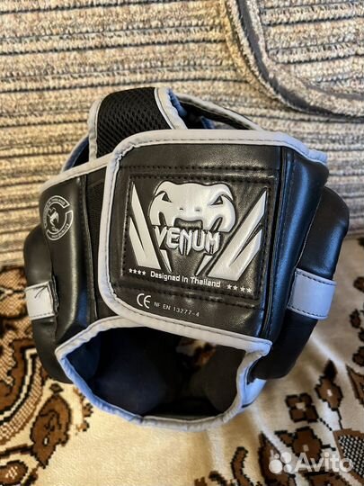 Боксерский шлем Venum
