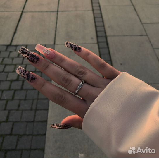 Маникюр, наращивание ногтей